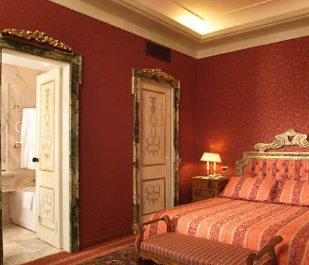 Hotel Borgo Palace