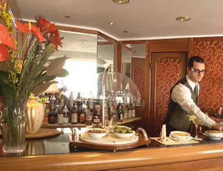 ホテル Borgo Palace 4*