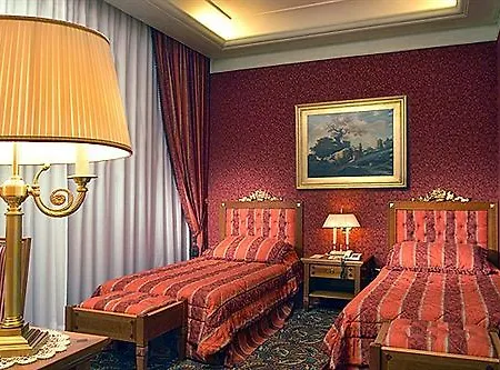Borgo Palace מלון 4*
